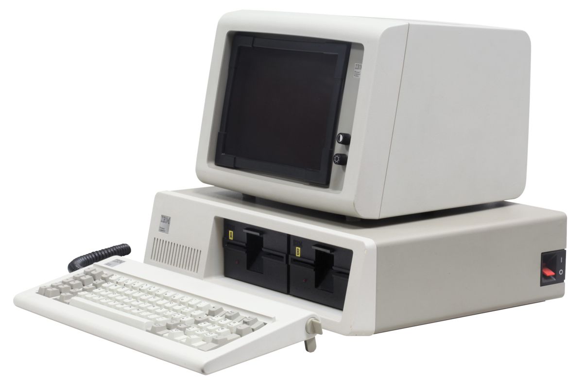 Computer desktop PC PNG    图片编号:102087