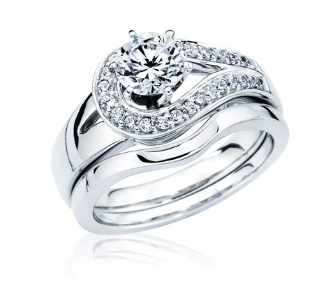 silver ring with diamond PNG    图片编号:6826