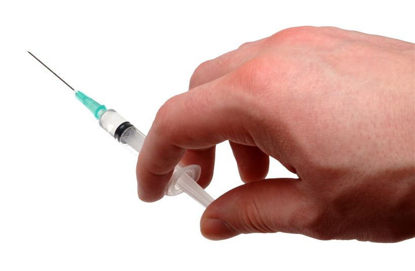 Syringe in hand PNG    图片编号:12369