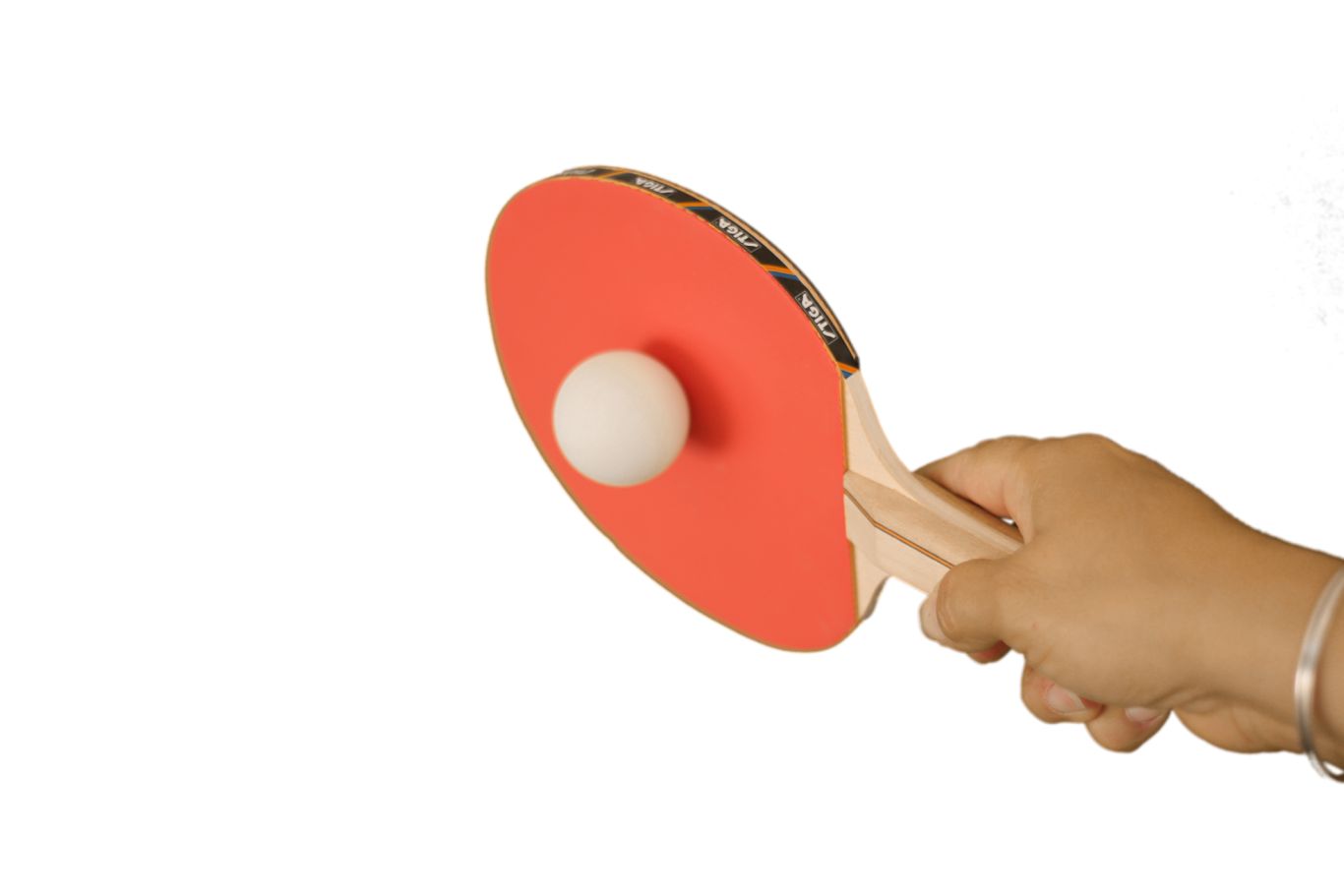 Ping Pong racket in hand PNG image    图片编号:10387