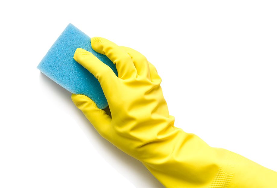 washing sponge in hand PNG    图片编号:51416