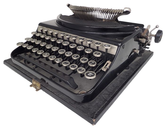 Typewriter PNG    图片编号:68558