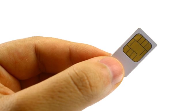 SIM卡在手PNG免抠图透明素材 普贤居素材编号:9316