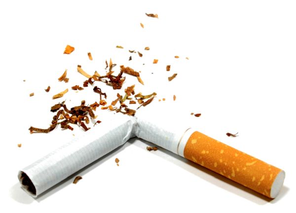 碎香烟PNG免抠图透明素材 素材中国编号:4763